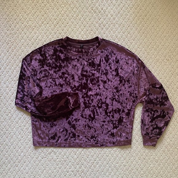 Stradivarius Sweatshirt - Picture 2 of 4